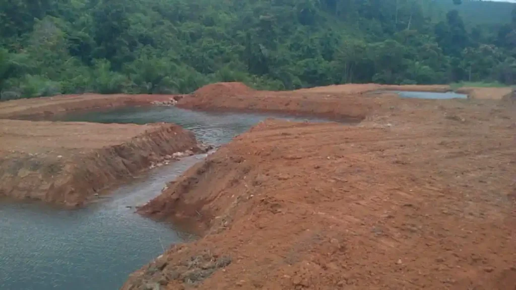 Pengendalian limpasan air di lahan bekas tambang