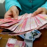 7-tips-cara-menentukan-uang-jajan-anak-sekolah-sd-smp-dan-sma-UTzPHWkWzd