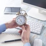 Peraturan jam kerja shift karyawan