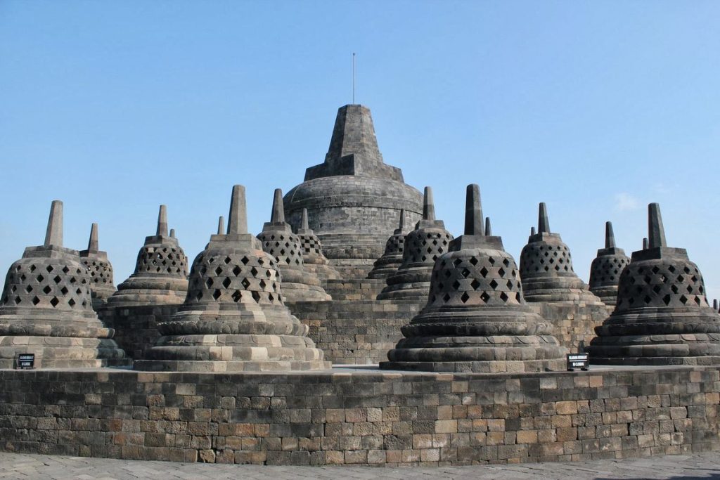 borobudur-guided-tour-service
